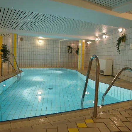 Apartamento Residenz Meeresbrandung 7 Mit Souterrainterrasse Zum Sueden,tv, Einbaukueche, Geschirrspueler, Schwimmbad, Sauna ,pkw-stellplatz, Wlan ! *