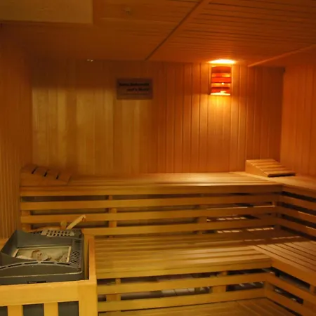 Residenz Meeresbrandung 7 Mit Souterrainterrasse Zum Sueden,tv, Einbaukueche, Geschirrspueler, Schwimmbad, Sauna ,pkw-stellplatz, Wlan ! *